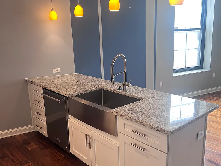 115 Willow Ave #203 — Photo 5