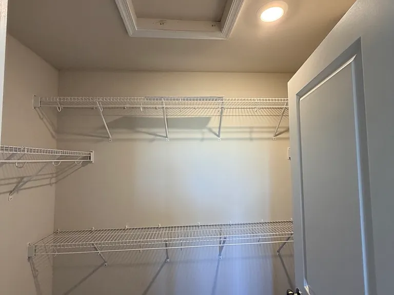 436 Seeback Dr — Photo 30