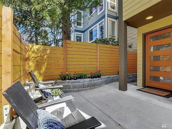 3rd image of 12024 15th Ave NE