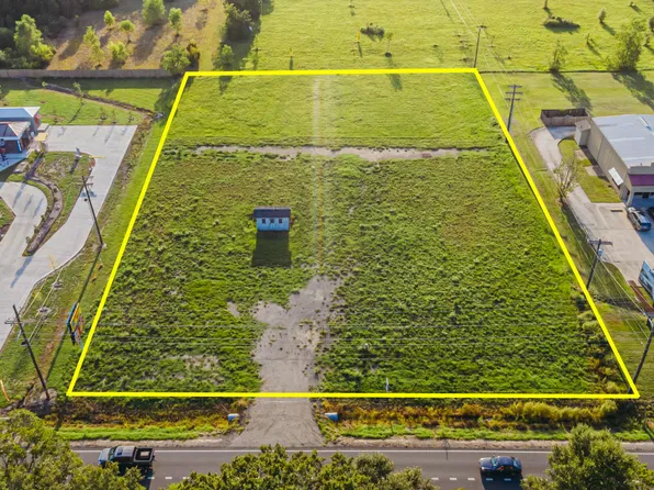 3216 Verot School Rd, Lafayette, LA 70508