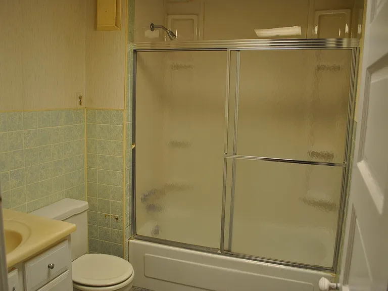 Full Bath