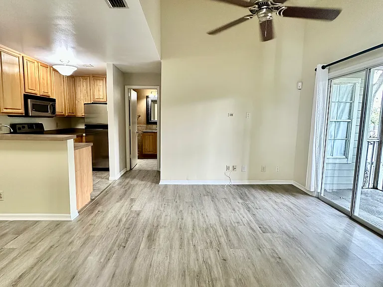 6004 Westgate Dr #6004 — Photo 5