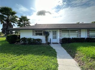 2250-2252 Violet Dr #2250, Fort Myers, FL 33905