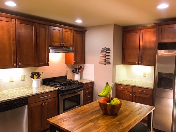 5th image of 333 W Mifflin St Unit 4010