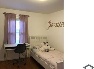 26 Cottage Pl, Stratford, CT 06614