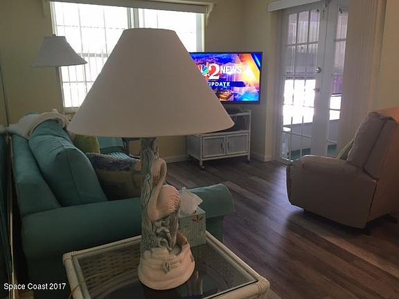 3rd image of 1785 Dogwood Dr