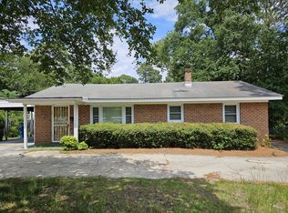 1737 Ireland Dr, Fayetteville, NC 28304