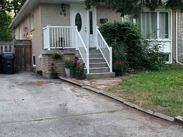 69 Pintail Cres, Toronto, ON M3A 2Y6