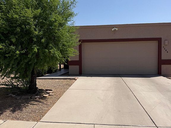 3rd image of 2266 E Sunland Vis
