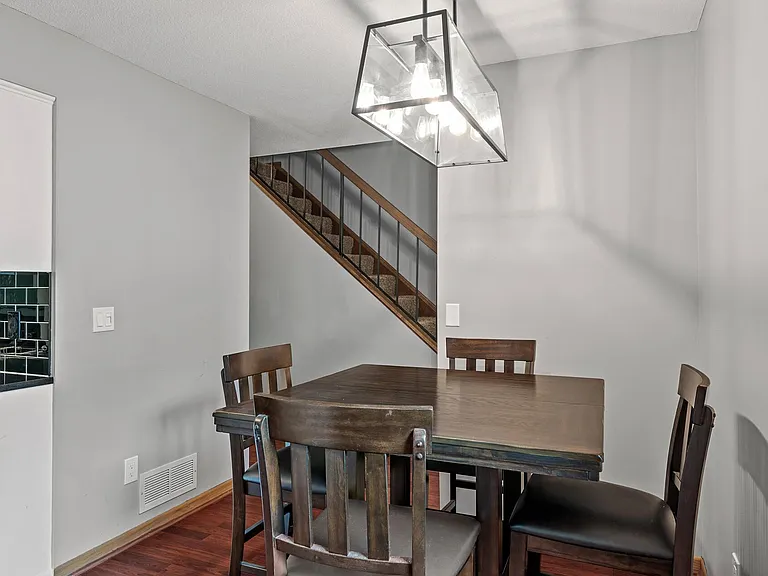 1805 Yuma Ln N — Photo 14