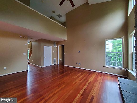 5th image of 10803 Alyssa Ln