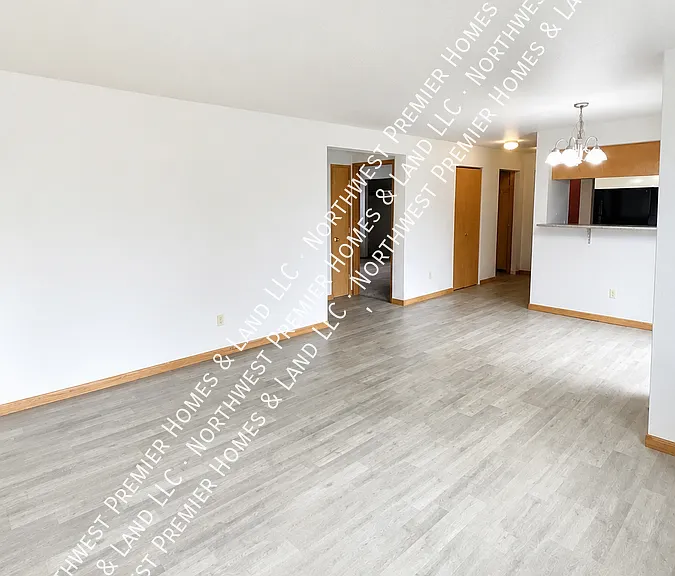114 NW 3rd Pl #G — Photo 2