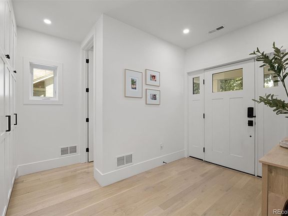 5th image of 621 S Emerson Street