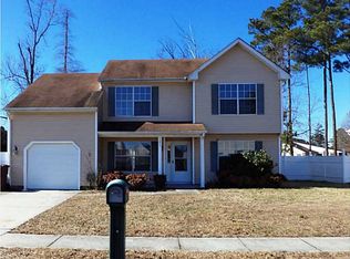1231 Woods Way, Chesapeake, VA 23323