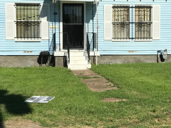 814 Lambert St, Dallas, TX 75203