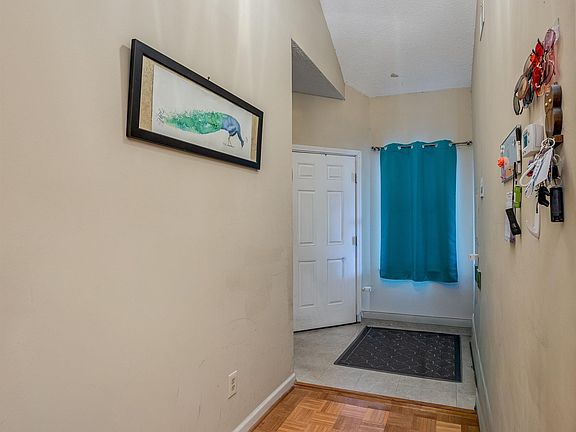4th image of 1850 Atlantic Dr Unit 222