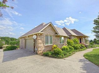333 Constellation Ln, Kodak, TN 37764