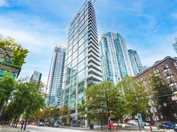 1277 Melville St #2701, Vancouver, BC V6E 0A4