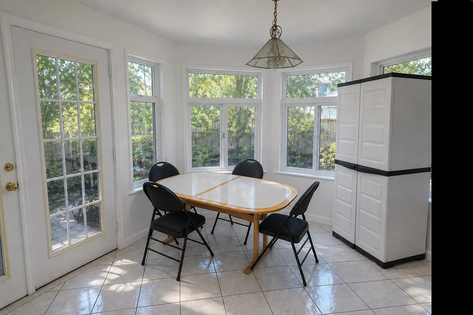 1 bed, $1,300 — Photo 1