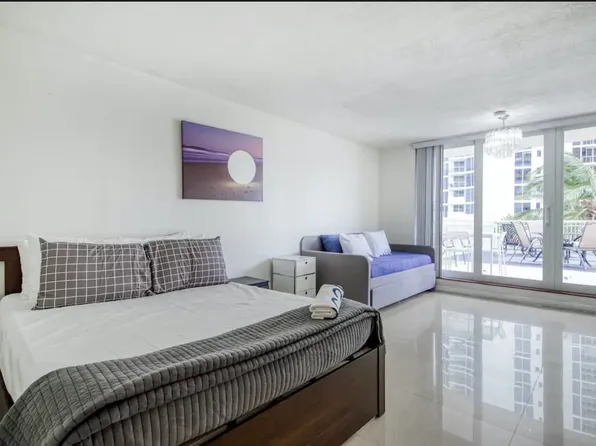 19201 Collins Ave, Sunny Isles Beach, FL