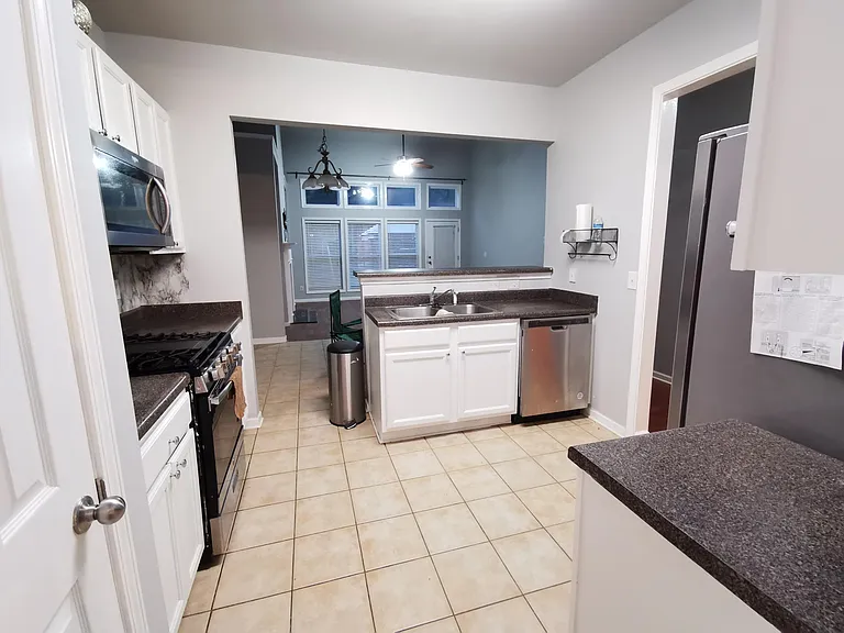 2569 Worrall Hill Way — Photo 7