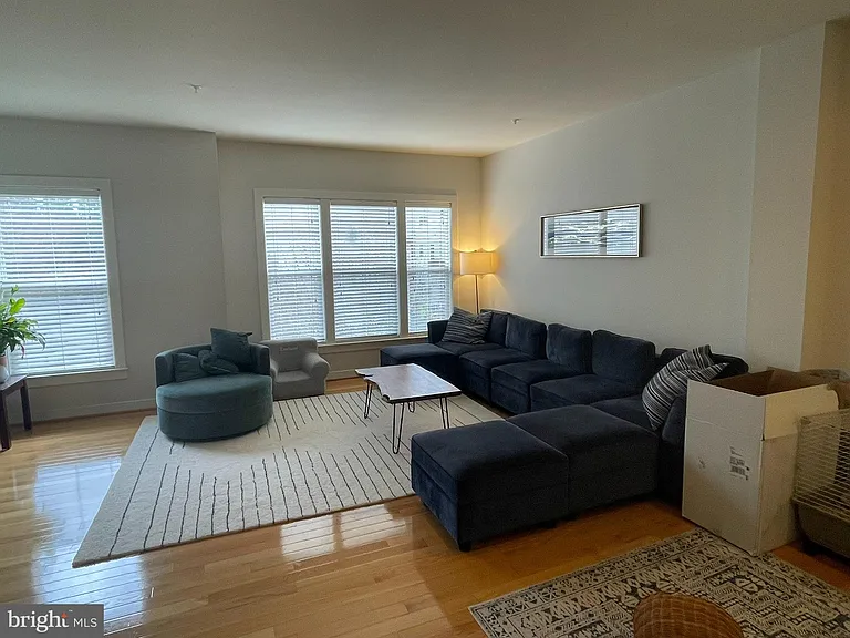 12168 Waveland St — Photo 12