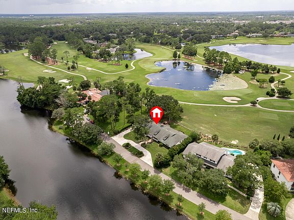 2nd image of 8042 Lakecrest Dr