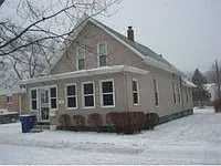 137 Willard Ave photo 1