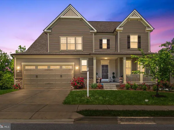 2056 Chamberlain Dr, Frederick, MD 21702