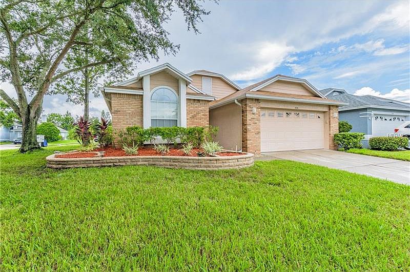 1st image of 836 Cave Hollow Ln