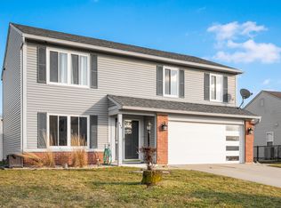 949 Helm Dr, Avon, IN 46123