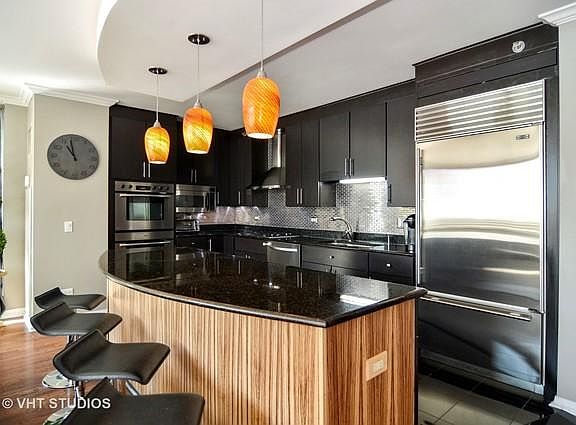 3rd image of 33 W Ontario St #14S