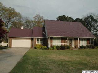 1704 Eastwood Dr SE, Decatur, AL 35601