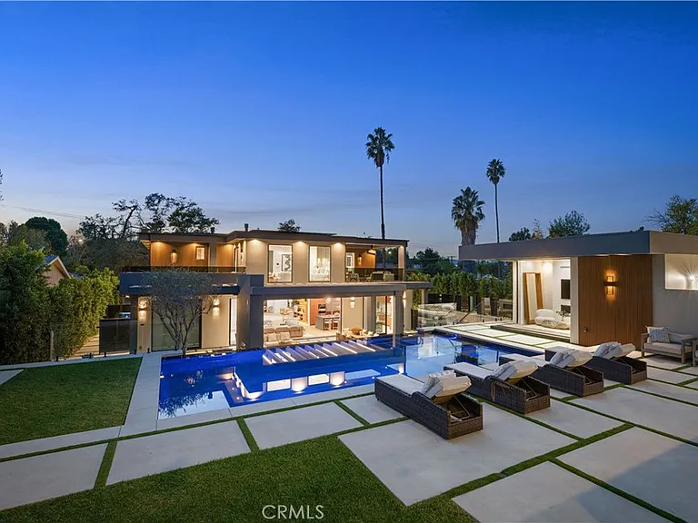 5244 Tampa Ave — Photo 7
