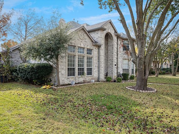 2nd image of 11309 Knoxville Ln