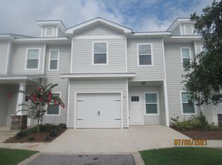 50 S Sand Palm Rd, Freeport, FL 32439