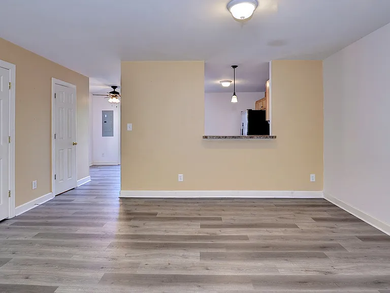 3108 Taylor Ave — Photo 5
