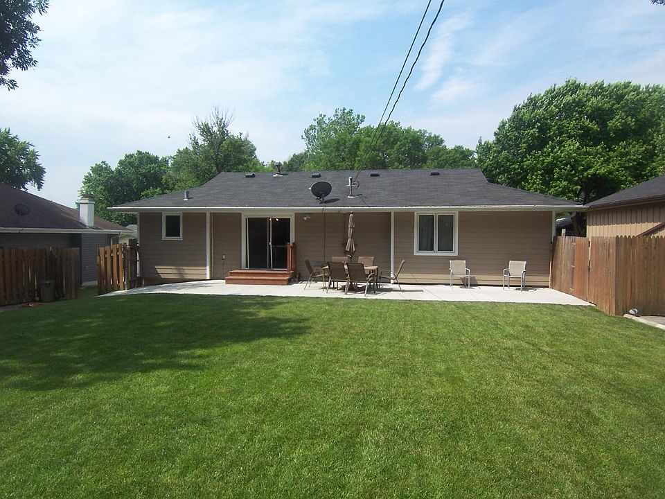 1st image of 3216 Viking Dr