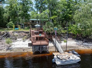 1351 SE Suwannee Trl, Branford, FL 32008