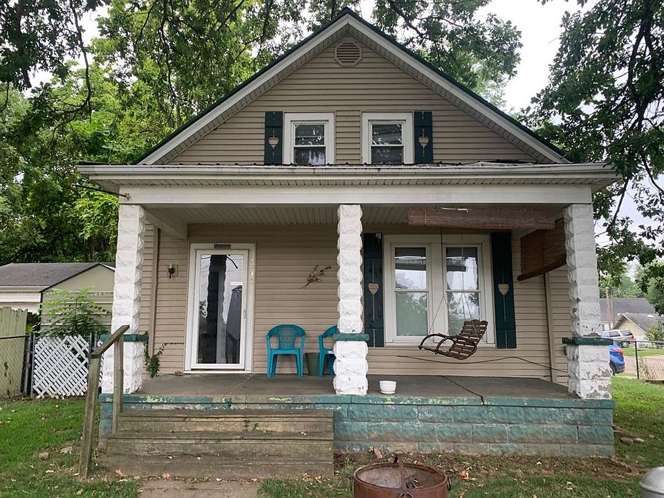 1st image of 1642 W 9th St