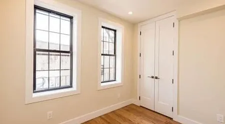 Rented by Lev Mavashev, LREB