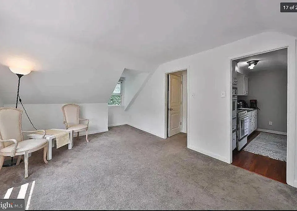 446 Evergreen Ave #2