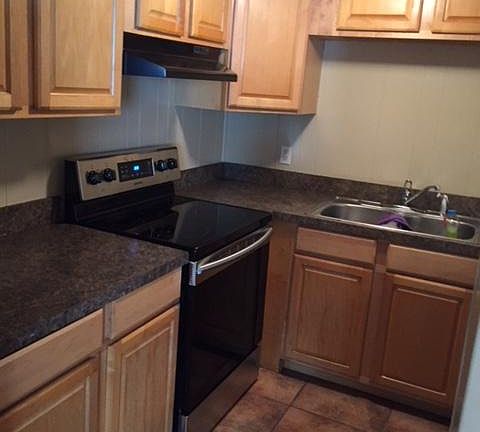 3rd image of 142 Valencia Dr #142