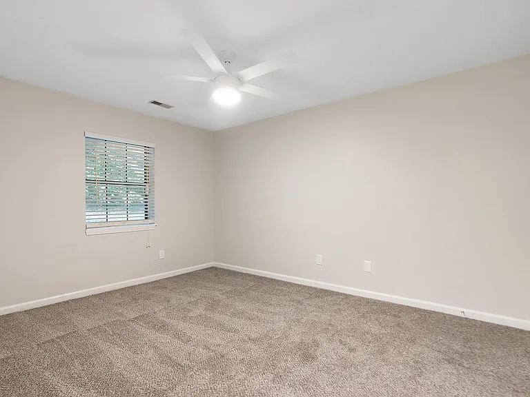 1409 Hartland Woods Way — Photo 5