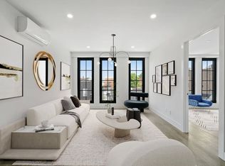 25-88 41st St #PENTHOUSE 2, Astoria, NY 11103