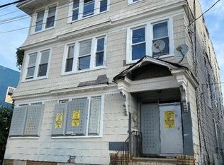 325-327 Renner Ave, Newark, NJ 07112