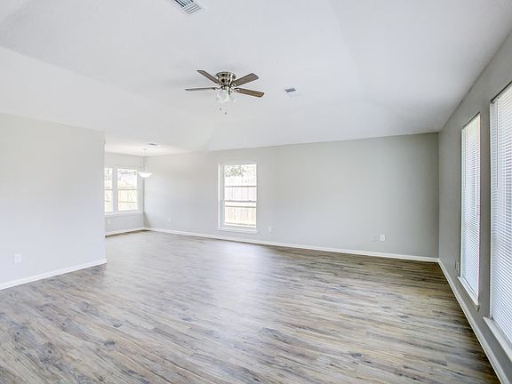 4th image of 6614 Renfro Dr