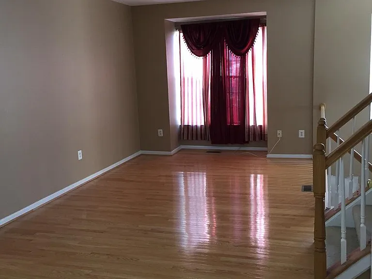 2503 Clover Field Cir — Photo 3