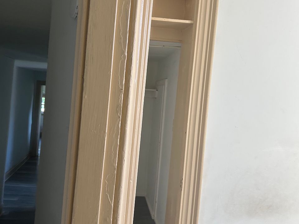 1st image of 416 Main St #4