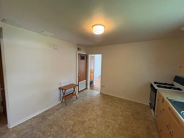 2254 Boas St #2 — Photo 6